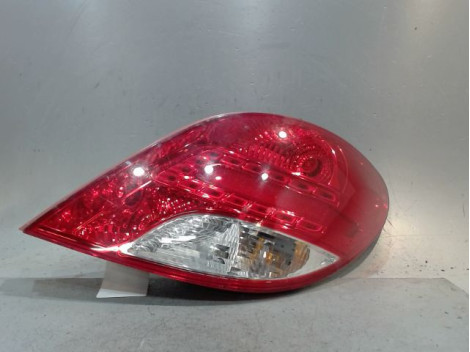 FEU ARRIERE DROIT PEUGEOT 207