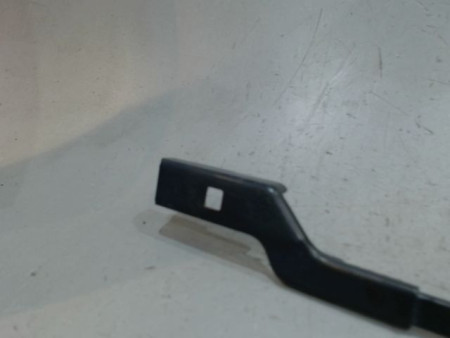 BRAS ESSUIE-GLACE AVANT DROIT RENAULT TRAFIC