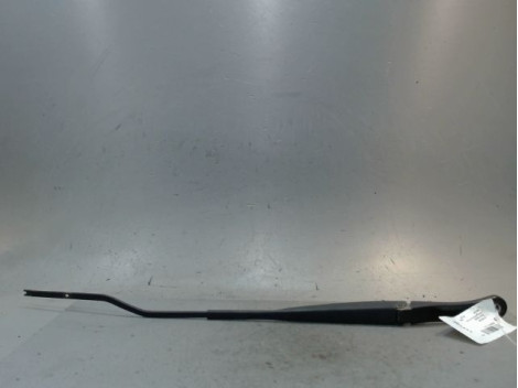 BRAS ESSUIE-GLACE AVANT GAUCHE RENAULT CLIO