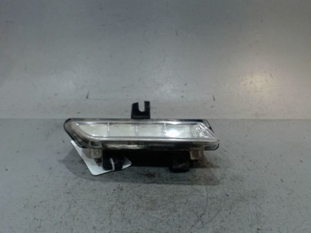FEUX POSITION DROIT RENAULT CLIO