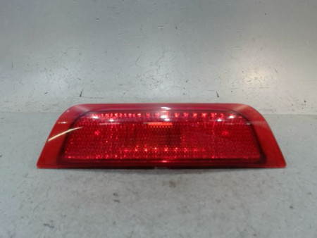 FEUX STOP SUPPLEMENTAIRE NISSAN MICRA