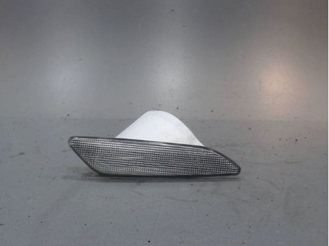 REPETITEUR AILE GAUCHE FIAT TIPO