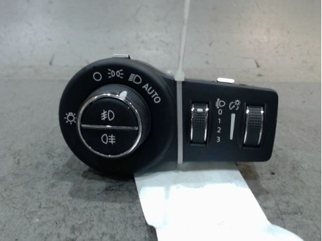 INTERIEUR COMMANDE PHARES FIAT 500X