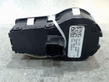INTERIEUR COMMANDE PHARES FIAT 500X