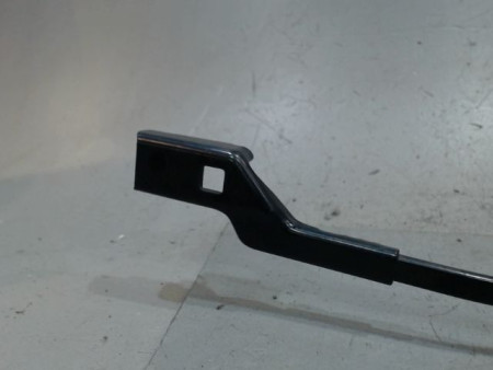 BRAS ESSUIE-GLACE AVANT DROIT FORD FOCUS