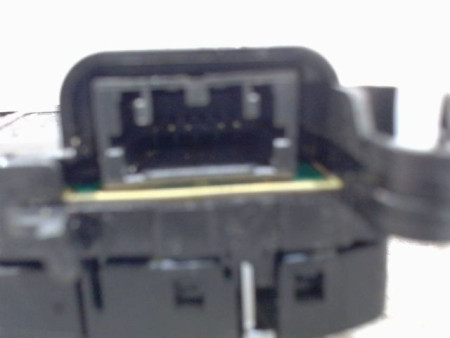 COMMANDES VOLANT GAUCHE  FORD FOCUS