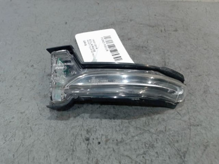 REPETITEUR RETROVISEUR GAUCHE FORD FOCUS