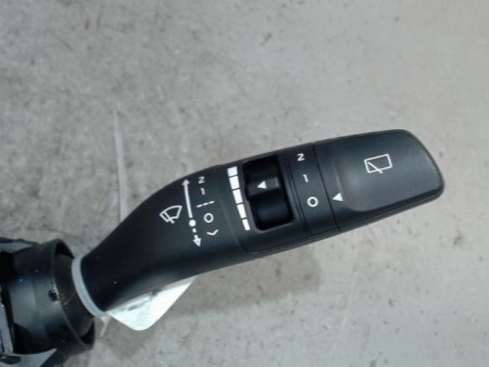 BLOC COMMODOS KIA RIO