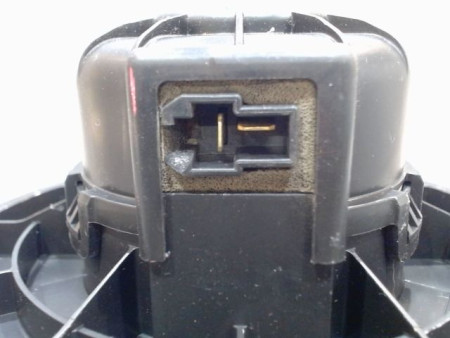 MOTEUR VENTILATEUR CHAUFFAGE KIA SORENTO