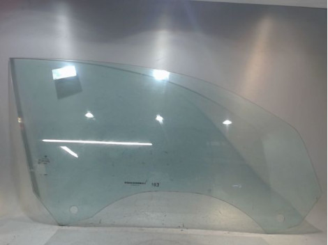 GLACE PORTE AVD B.M.W. SERIE 1