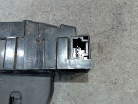 SERRURE HAYON  CITROEN C4