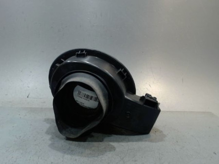 VOLET DE TRAPPE CARBURANT FORD FIESTA