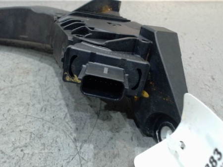 PEDALE ACCELERATEUR FORD FIESTA