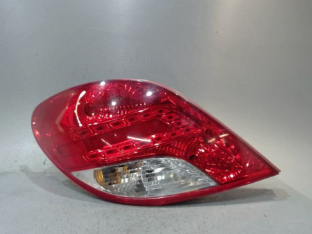 FEU ARRIERE GAUCHE  PEUGEOT 207