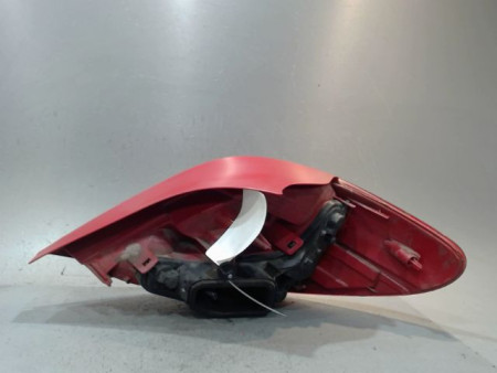 FEU ARRIERE GAUCHE  PEUGEOT 207