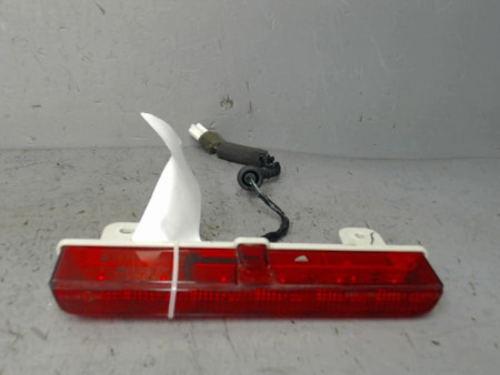 FEUX STOP SUPPLEMENTAIRE NISSAN MICRA