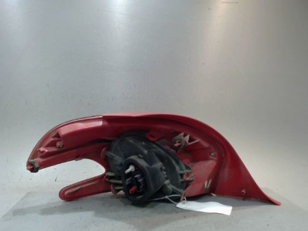 FEU ARRIERE DROIT PEUGEOT 208