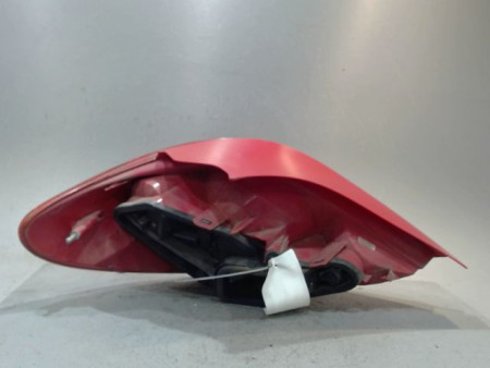 FEU ARRIERE DROIT PEUGEOT 207