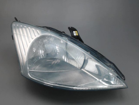 PHARE DROIT FORD FOCUS