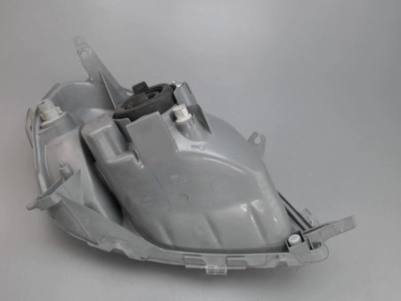 PHARE GAUCHE TOYOTA YARIS