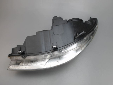 PHARE DROIT PEUGEOT 307