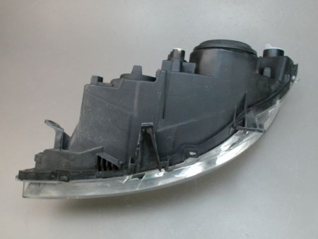 PHARE DROIT PEUGEOT 307
