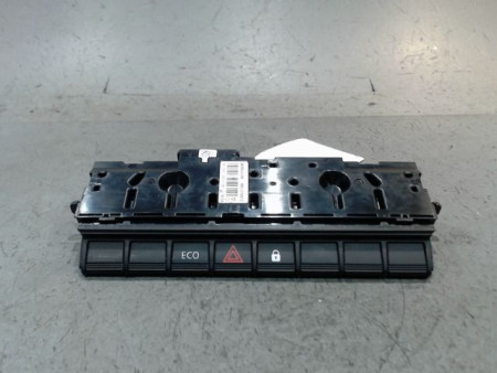 BOUTON DE WARNING RENAULT ZOE