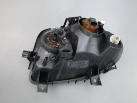 PHARE DROIT RENAULT CLIO