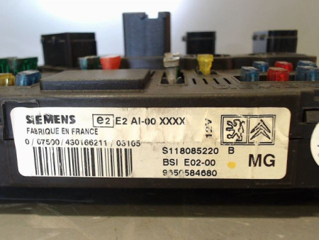 BOITIER GESTION HABITACLE PEUGEOT 206