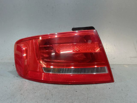 FEU ARRIERE GAUCHE  AUDI A4