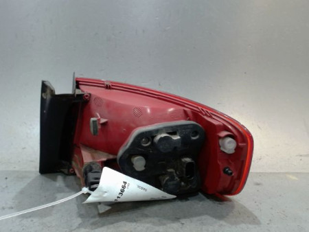 FEU ARRIERE GAUCHE  AUDI A4