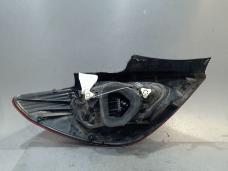FEU ARRIERE DROIT OPEL CORSA
