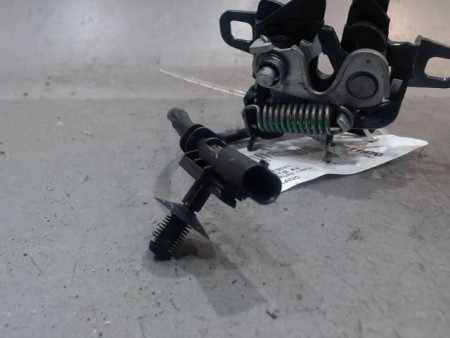 SERRURE CAPOT FIAT 500