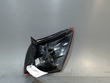 FEU ARRIERE GAUCHE  NISSAN QASHQAI
