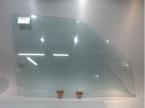 GLACE PORTE AVD NISSAN JUKE