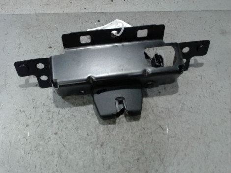 SERRURE HAYON  PEUGEOT 208