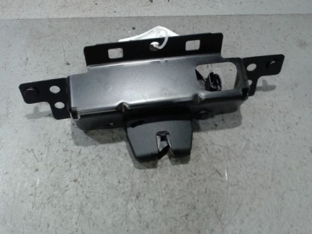 SERRURE HAYON  PEUGEOT 208