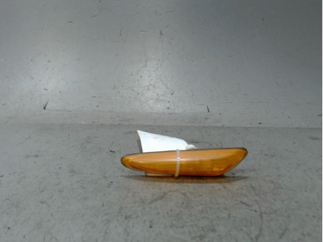 REPETITEUR AILE GAUCHE B.M.W. X3