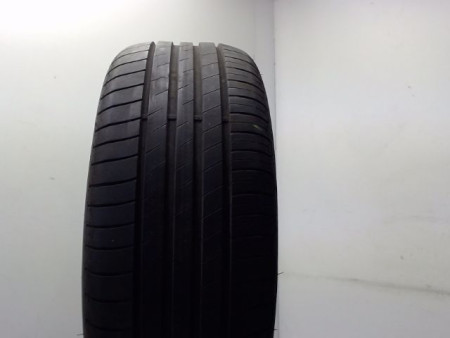 Pneu GOOD YEAR EFFICIENT GRIP PERFORMANCE 225 55 16 95 W