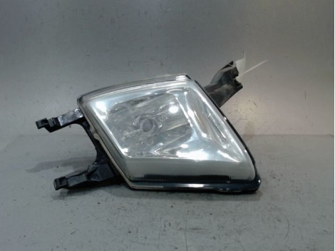 PHARE ANTIBROUILLARD AVANT DROIT PEUGEOT 407