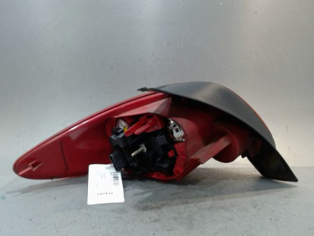 FEU ARRIERE DROIT PEUGEOT 206