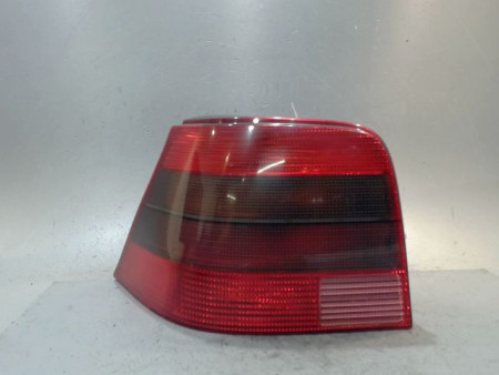 FEU ARRIERE GAUCHE  VOLKSWAGEN GOLF