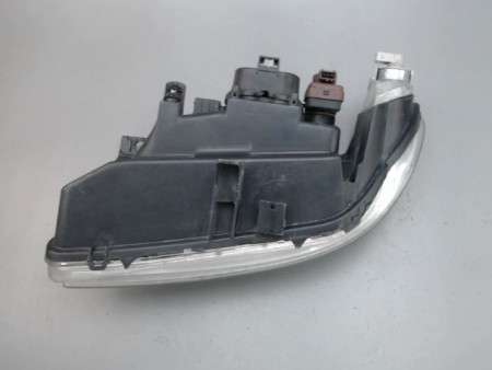 PHARE DROIT CITROEN XSARA