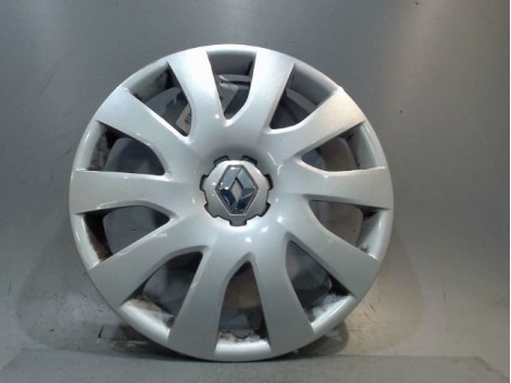 ENJOLIVEUR DE ROUE RENAULT TRAFIC