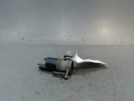POMPE LAVE-GLACE AVANT RENAULT TRAFIC