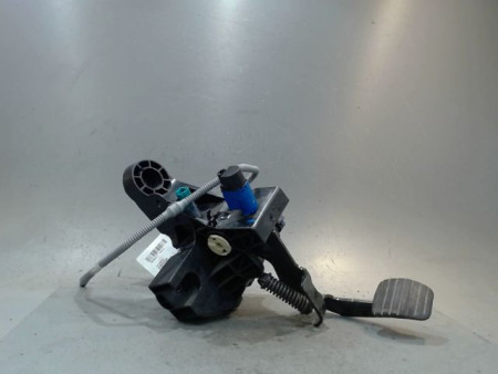 PEDALE EMBRAYAGE RENAULT TRAFIC