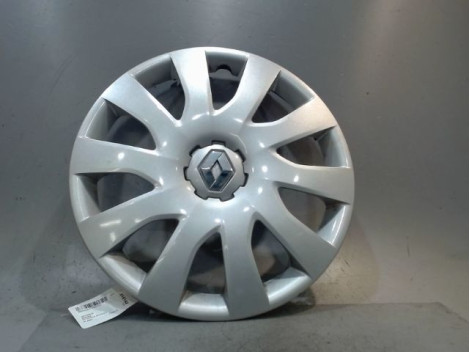 ENJOLIVEUR DE ROUE RENAULT TRAFIC