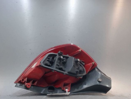 FEU ARRIERE DROIT RENAULT CLIO III