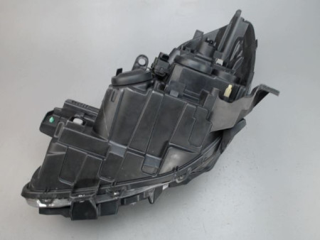 PHARE DROIT RENAULT CLIO