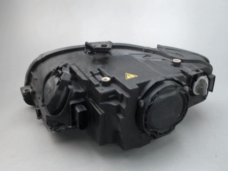 PHARE DROIT AUDI A4